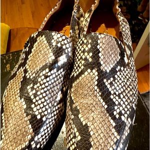 Tory Burch snake skin flats NIB